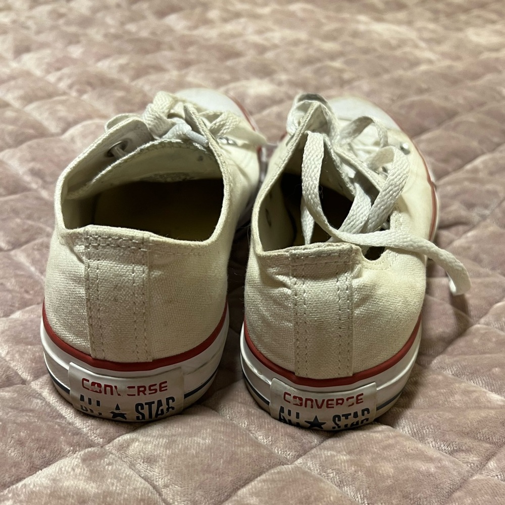 Low Top Converse - Picture 4 of 6